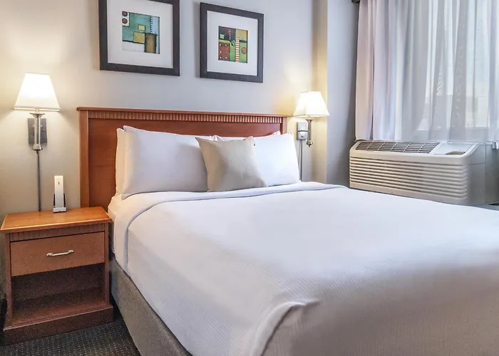 Hôtel Saint-Laurent Montréal